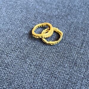 Elegant Gold Textured Rings